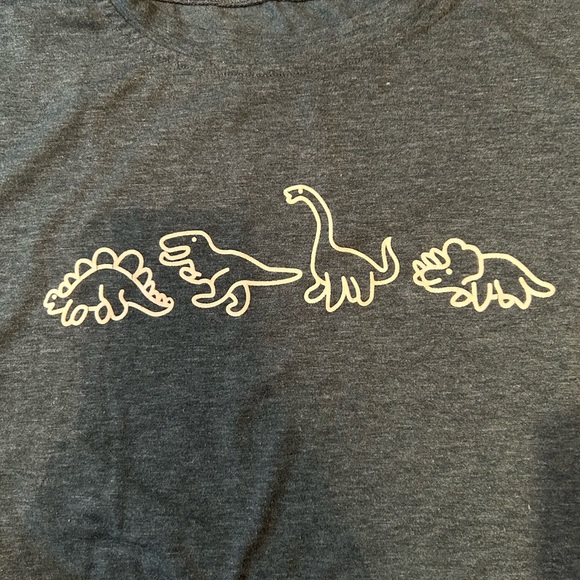 Women Dino shirt 🦕🦖 - Picture 4 of 4